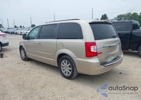 2015 Chrysler Town & Country Touring from USA, damaged, VIN 2C4RC1BG3FR618412